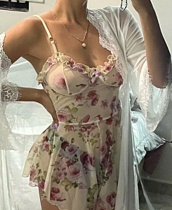Вика Инди 